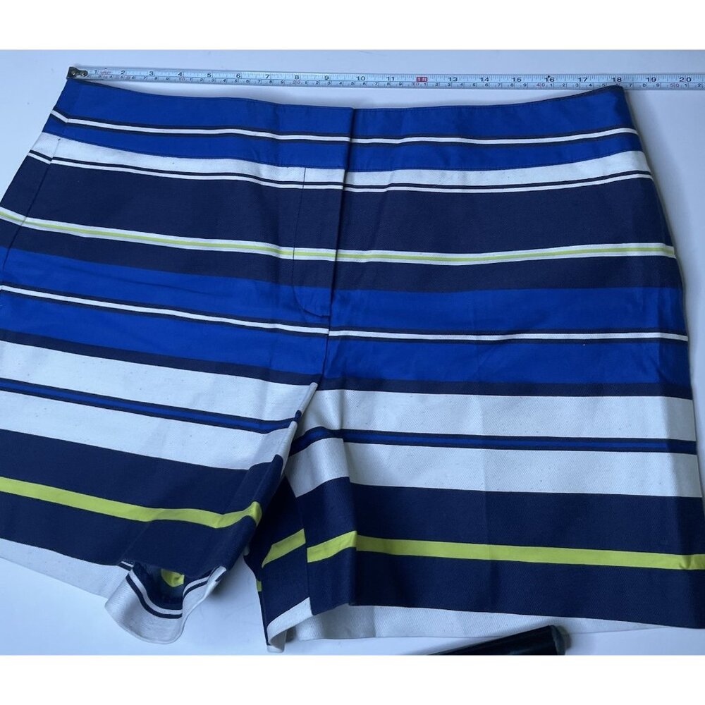 Ann Taylor LOFT women’s green White blue striped flat front shorts 12 L NWT - Picture 6 of 8